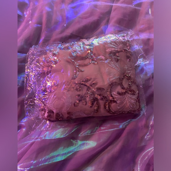 ✨PrettyLittleThing ✨ Rose Gold Strappy Sheer Sequin Bodycon Dress💛 NWT -US6/Med - Picture 7 of 14